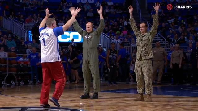 乐鱼网站-疫情下的NBA：中场表演者的寒冬尚未过去